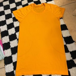 Lulu orange top